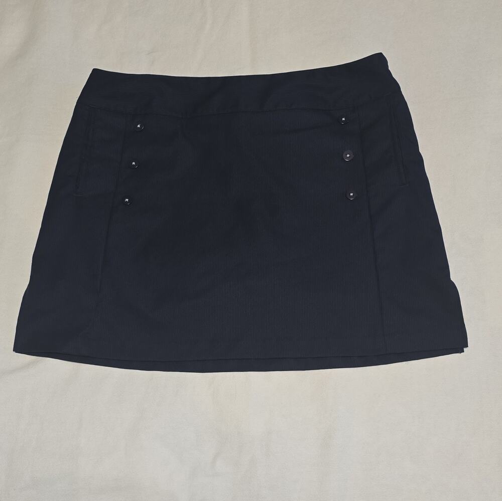 adidas ClimaCool Womens 12 Navy Pinstripe Golf Skort Pockets Button Detail